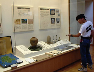 壱岐の歴史、民族、考古の資料を展示