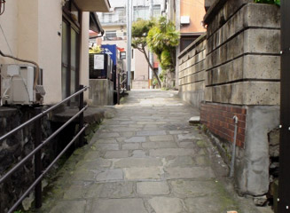 丸山オランダ坂