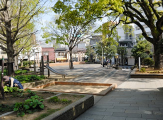 坂本龍馬の銅像のある丸山公園