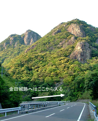 順を追って掲載します。 まず県道24号線からの入口です