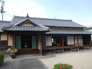 休憩所と案内所を兼ねた竹田創生館