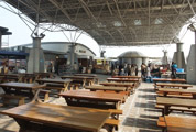 大屋根の下は良い休憩所