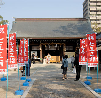 佐嘉神社の社殿