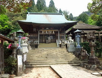 陶山神社の社殿