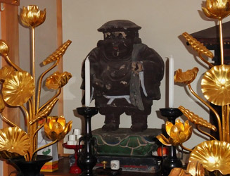 本堂の中の大黒天