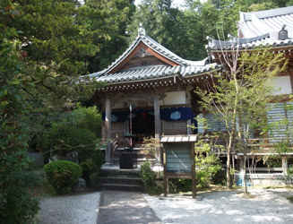 南淋寺(なんりんじ)の薬師堂