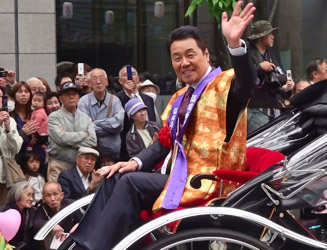 今年のゲストの五木ひろし さん