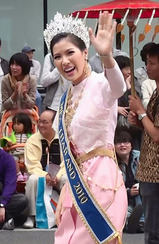 ミス タイランド2010のクリッチャポーン・ホームブンヤーサック(通称ギフ)さん