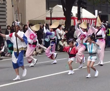 しまばら不知火連の軽快な阿波踊り
