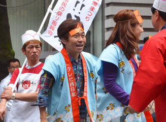 理研農産シェフどんたく隊(TV中継のケン坊田中さんがいた)