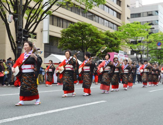 高砂連の三味線隊