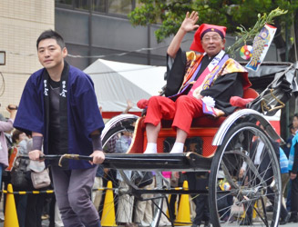 福岡市民の祭り振興会会長 末吉 紀雄 氏