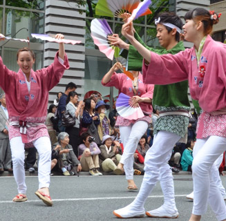 仙台市「七夕まつり」でも披露される阿波踊り