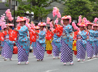 福岡民踊会(昨年度福岡観光コンベンションビューロー会長賞)