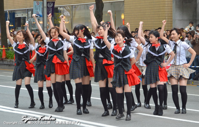 はかた駅前通りどんたく広場(10:00〜13:00) 福岡のアイドルユニット QunQun(キュンキュン)