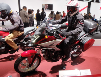 HONDAiz_jNC750