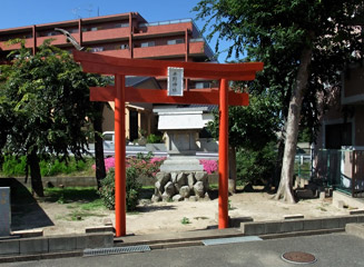 平野神社 (御祭神は仁徳天皇)