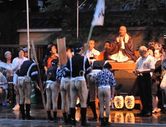 各山笠は承天寺の住職さんにご挨拶
