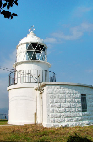 九州で３番目に建設された部埼灯台