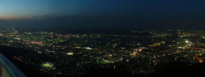 福岡県一の美しさを誇る皿倉山展望台からの夜景