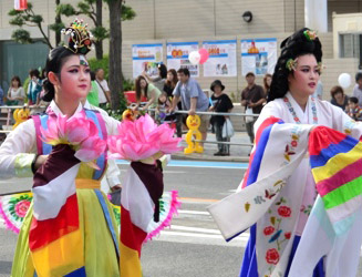釜山の文化芸術交流団(韓国)