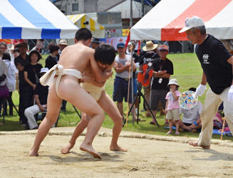 【12:30〜13:40】 ちびっこ相撲大会