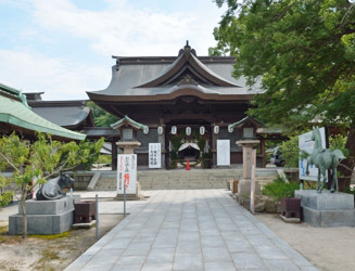 多賀神社の山門