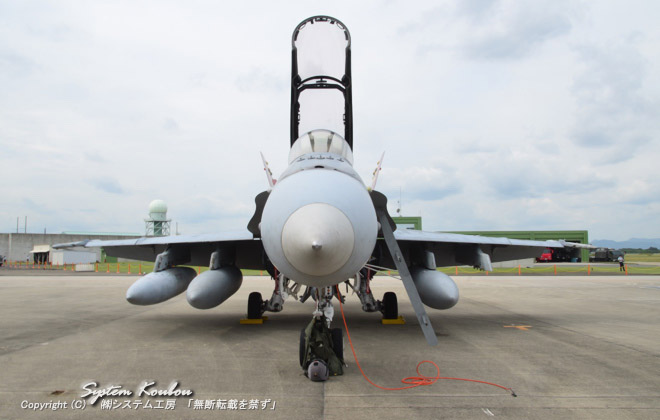 戦闘/攻撃機 F/A-18ホーネット